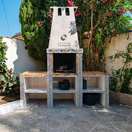 Villa с приватным бассейном и Bbq, 5 мин до моря *