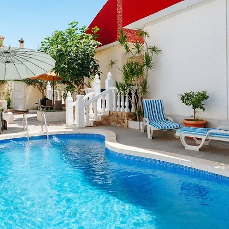 Villa Private Pool Bbq 5-min Walk To *