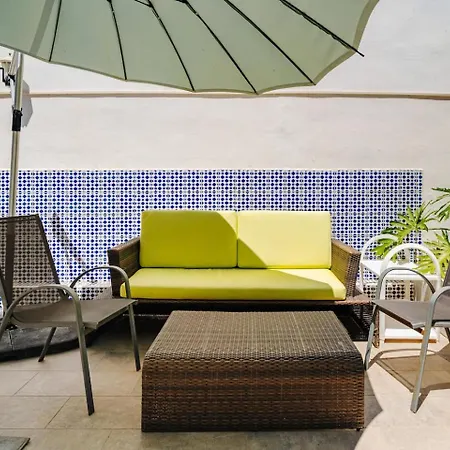 Private Pool Bbq 5-min Walk To *